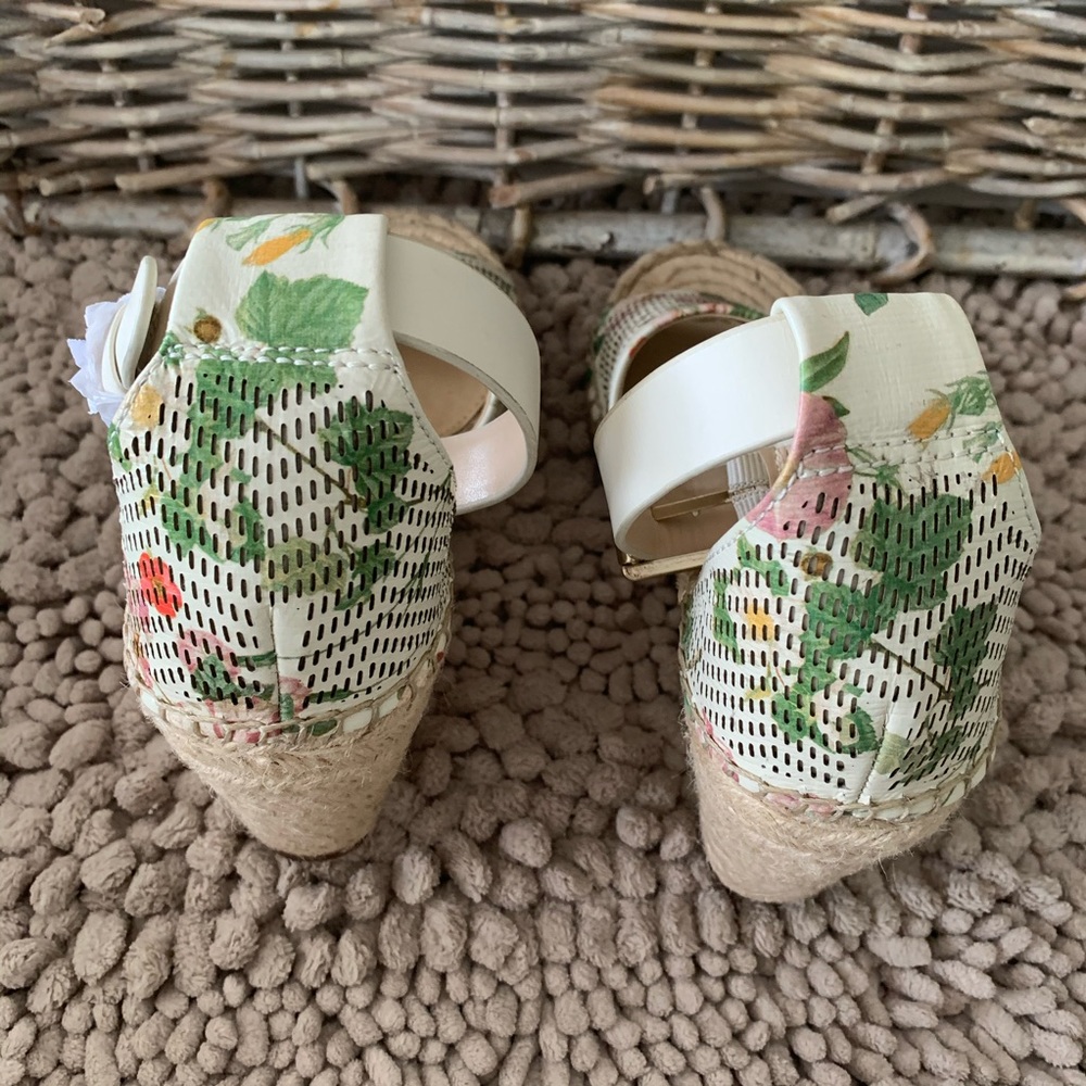 Vince camuto espadrille wedge sandal. New - Picture 5 of 6